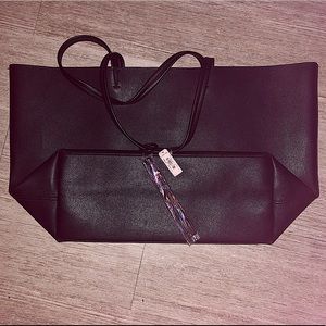 Victoria’s Secret bag (new)